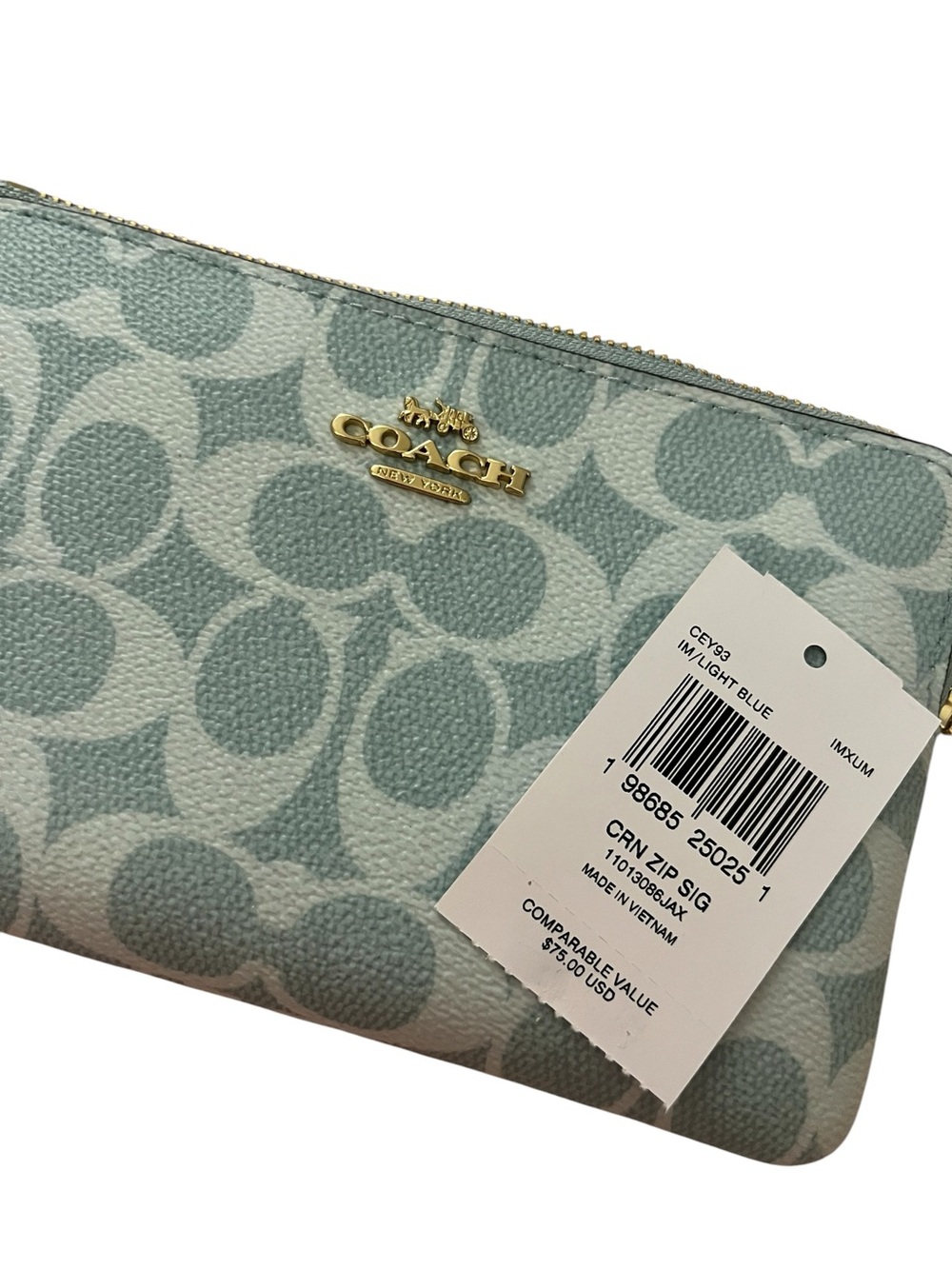 Coach Light Blue Signature Wristlet. New with tags - Picture 2 of 4